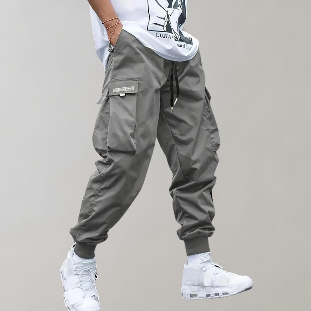 Men's stylish cargo trousers - model Holger