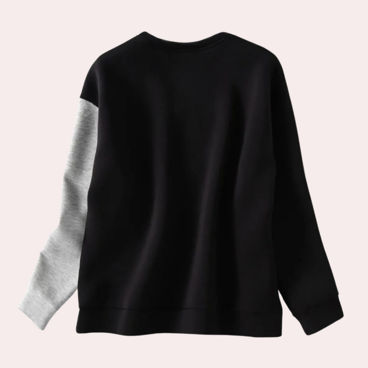 JEASELLE - Elegant women's jumper combining extreme comfort with sophisticated style