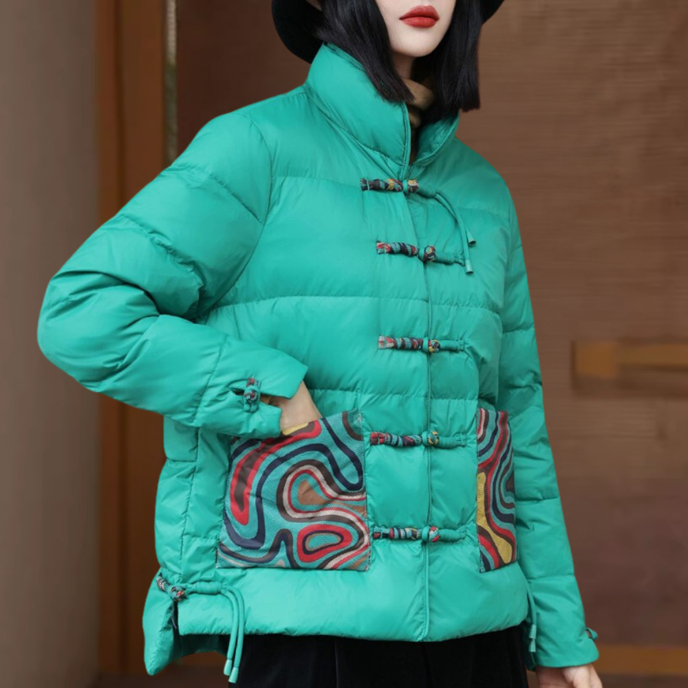 Stylish women's winter coat - the perfect combination of elegance and comfort