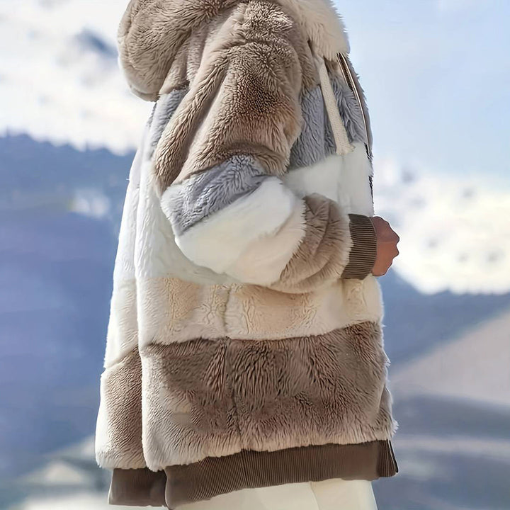 Elegant women's Harriet fleece jacket with fashionable hood