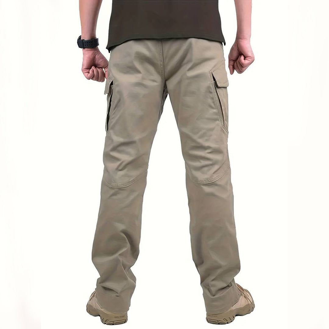 Stylish eco-friendly cargo trousers for the modern man - ELMER