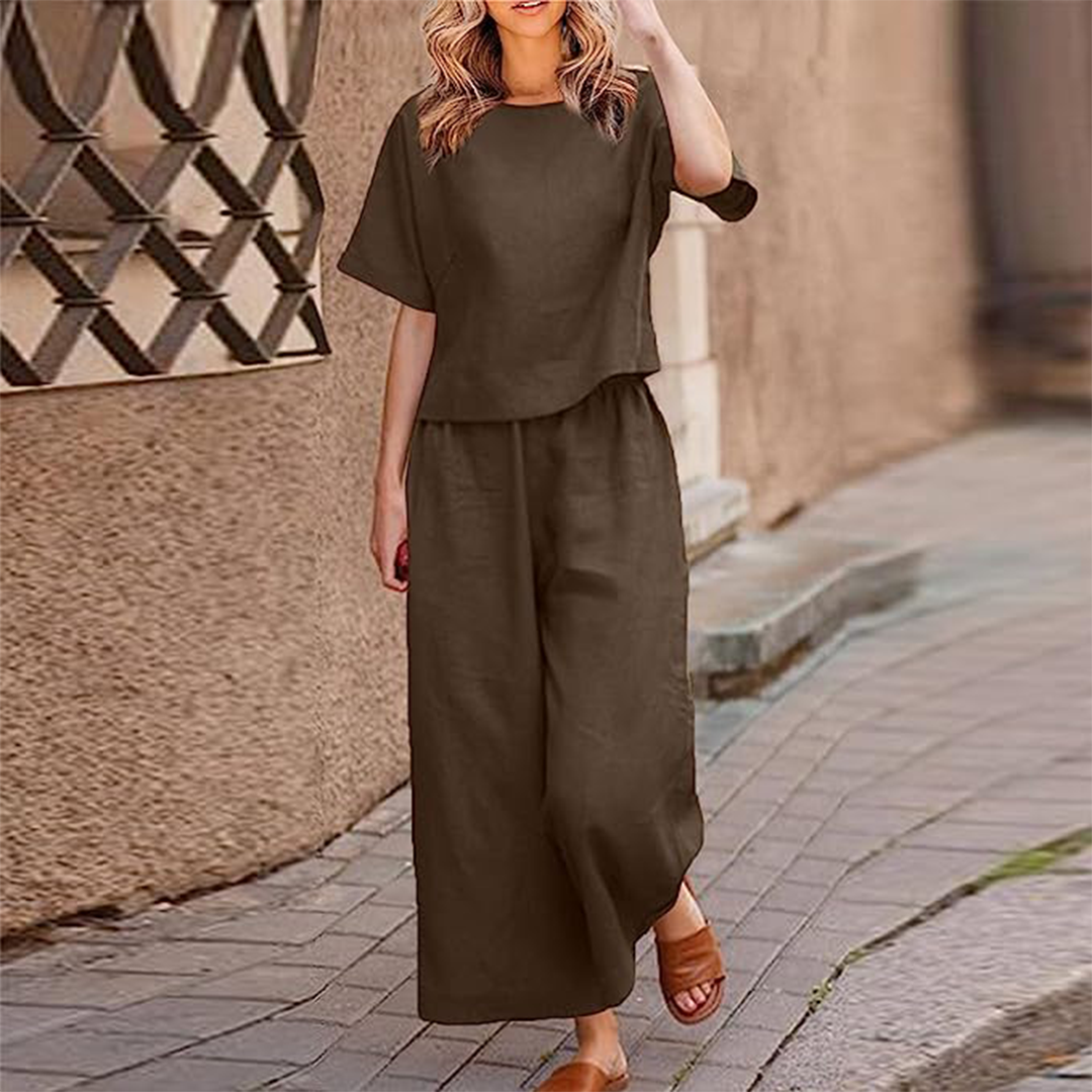HAILEY - A stylish casual set that combines comfort with elegance