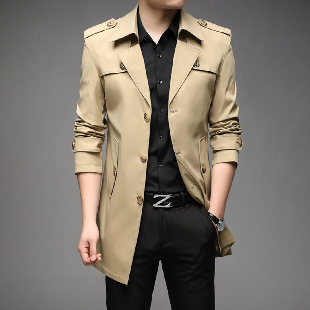 A stylish and elegant men's bag that emphasises timeless chic