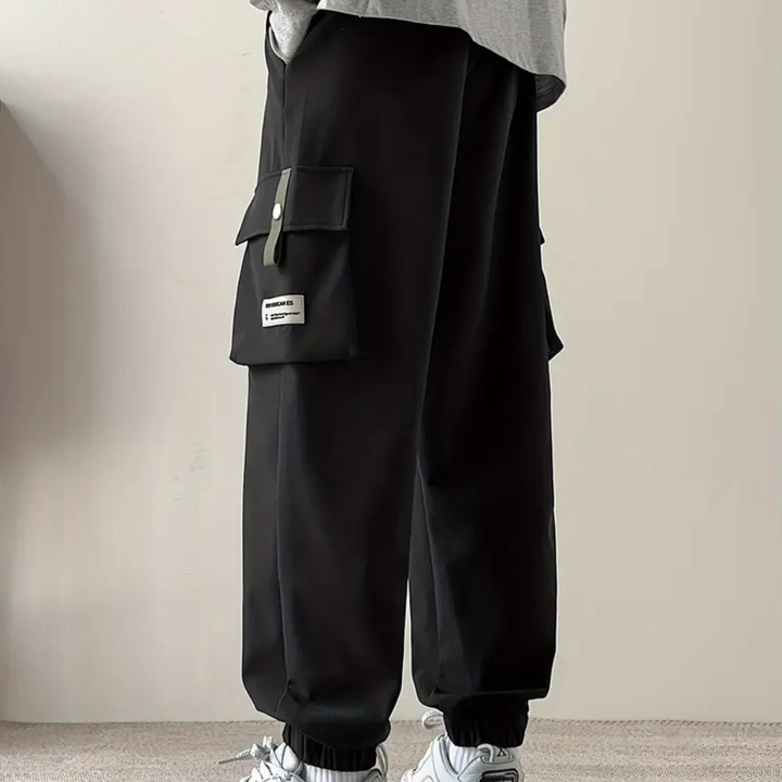 JEREMIAS - Elegant and comfortable joggers for the modern man