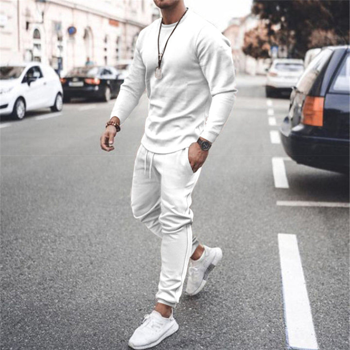 LUKA - A chic tracksuit for the modern man