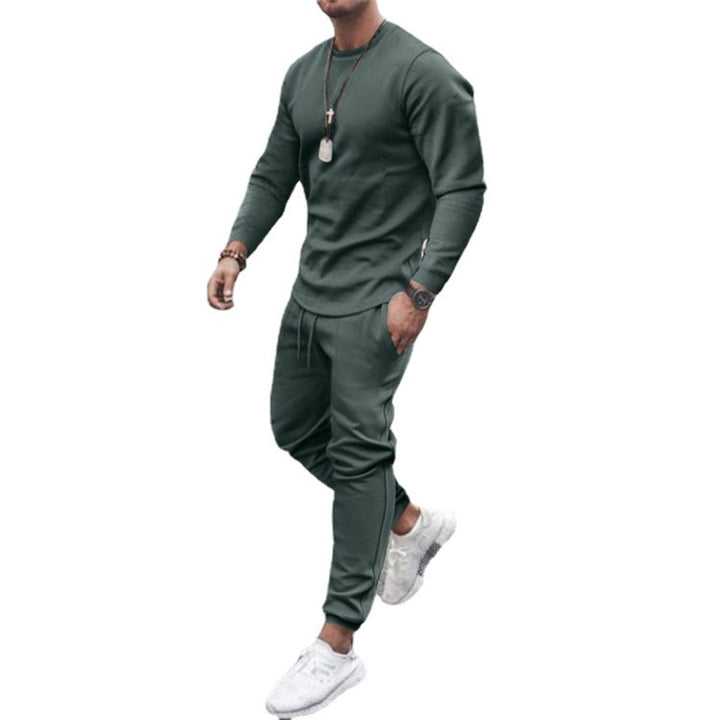LUKA - A chic tracksuit for the modern man