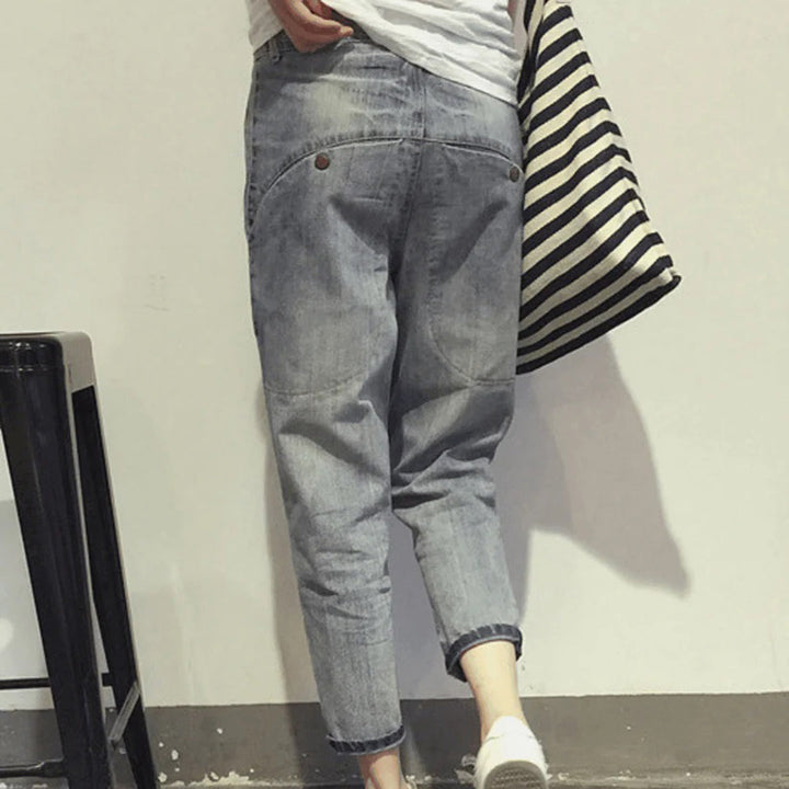 BEATRIX - Stylish and comfortable jeans perfect for any occasion