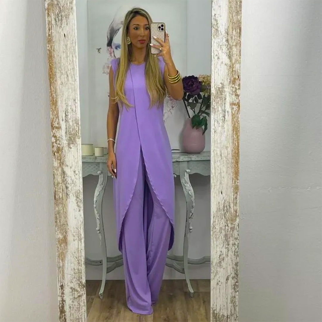 An elegant and stylish outfit for the modern woman - JAMIE