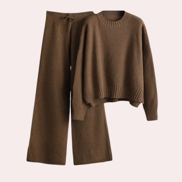 Stylish knitted jumpsuit for an elegant look in the comfort of your home - Melanie Collection