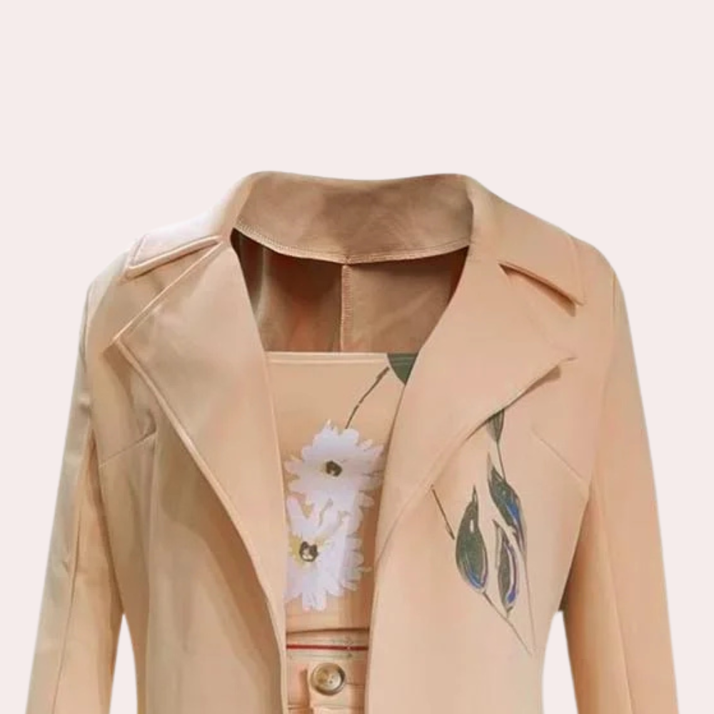 Savannah - Stylish and elegant three-piece set for women