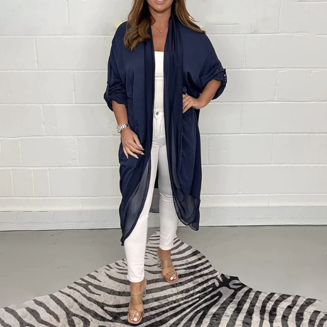 Elegant V-neck top from DOROTHY - the perfect choice for any occasion!