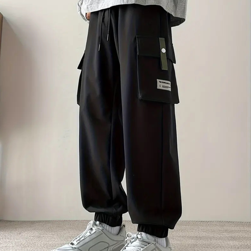 JEREMIAS - Elegant and comfortable joggers for the modern man