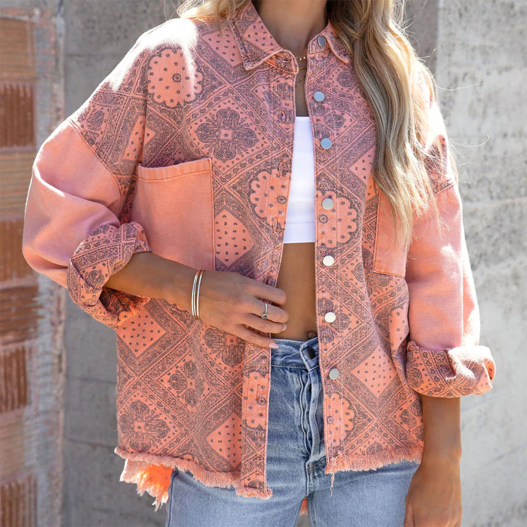 The stylish and timeless ERIN women's jacket - the perfect choice for casual occasions!