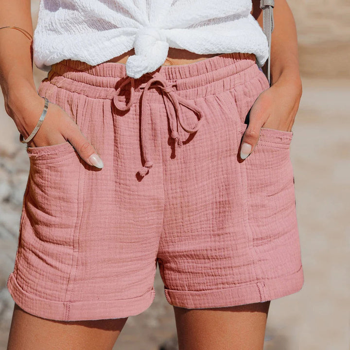 MANYA - Stylish summer shorts for everyday style and comfort