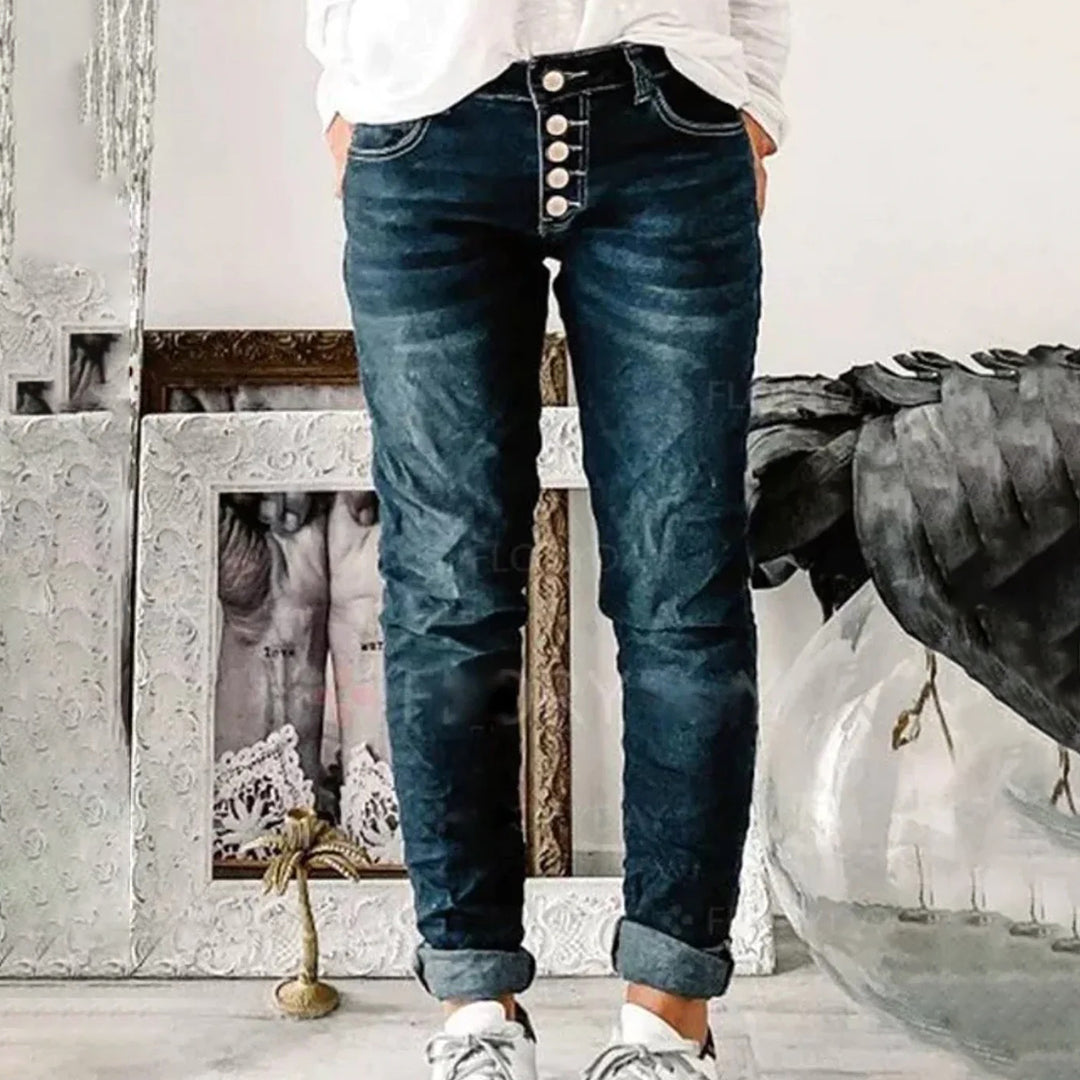 TILDE - Elegant women's jeans perfect for any occasion