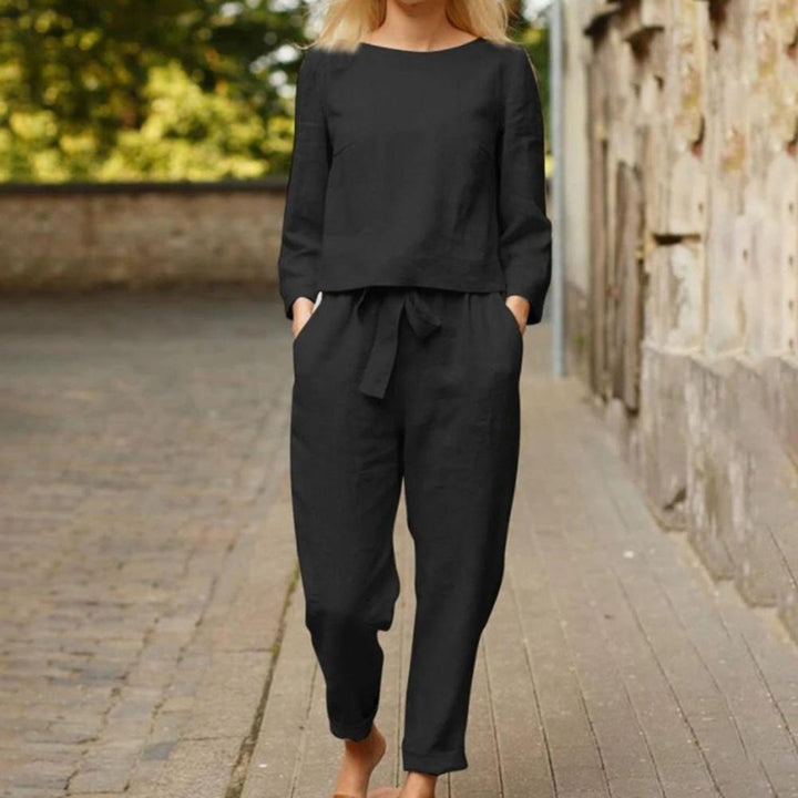 Sophisticated RIITTA two-piece set - the perfect choice for elegant style