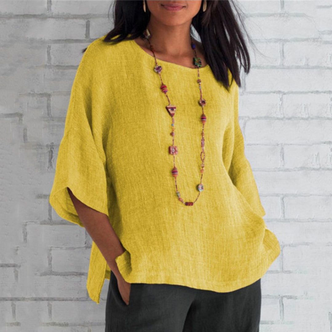 The stylish Antoinette linen top - a combination of elegance and comfort
