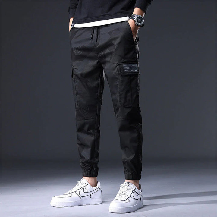 Tom Streetwear trousers - stylish elegance with an urban twist