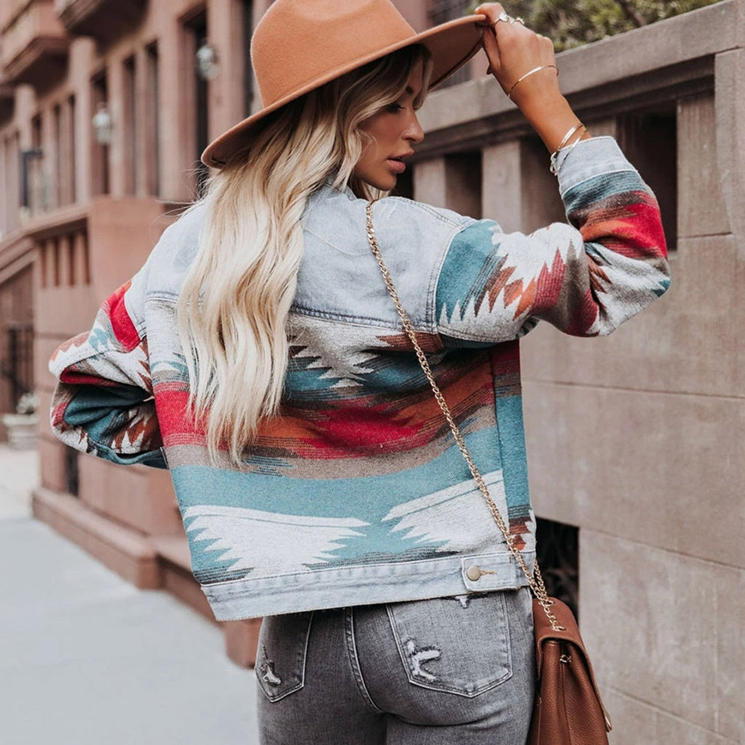 Stylish vintage denim jacket from TUULIKKI with an elegant touch