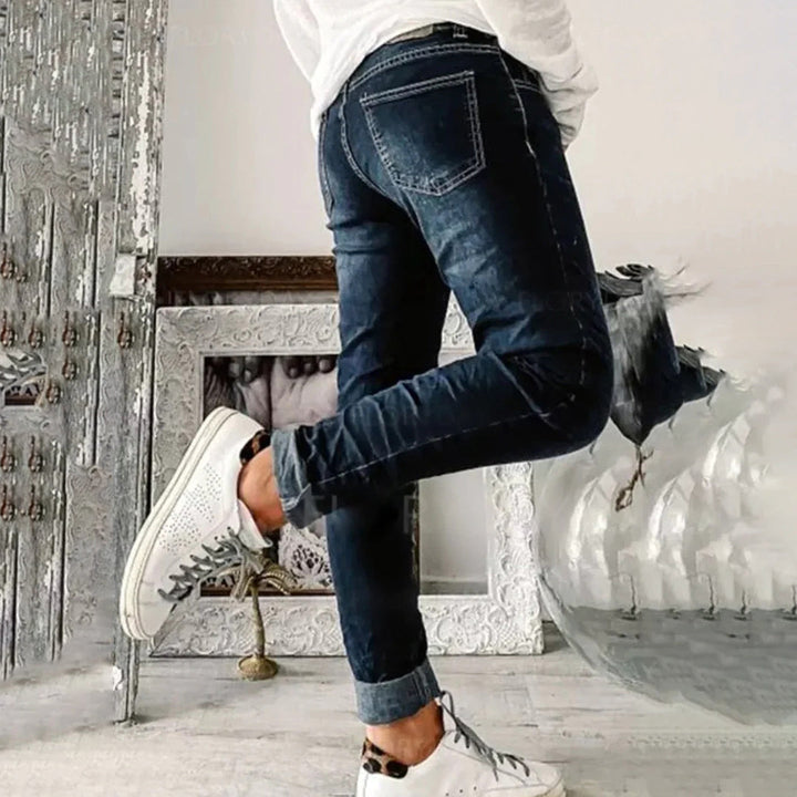 TILDE - Elegant women's jeans perfect for any occasion