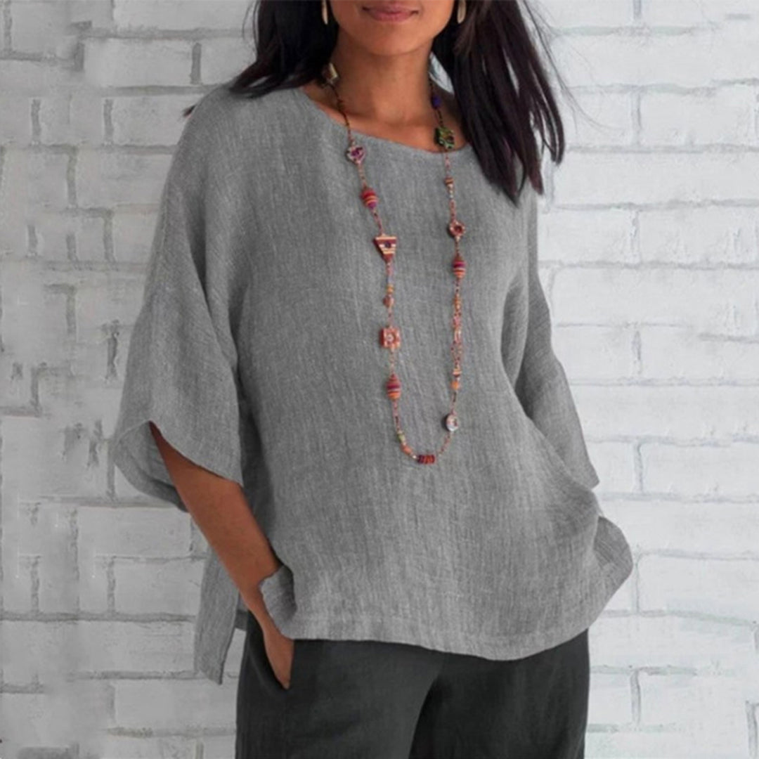 The stylish Antoinette linen top - a combination of elegance and comfort