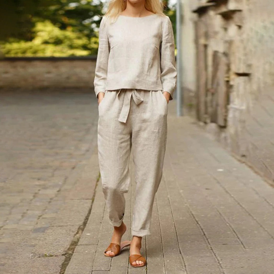 Sophisticated RIITTA two-piece set - the perfect choice for elegant style
