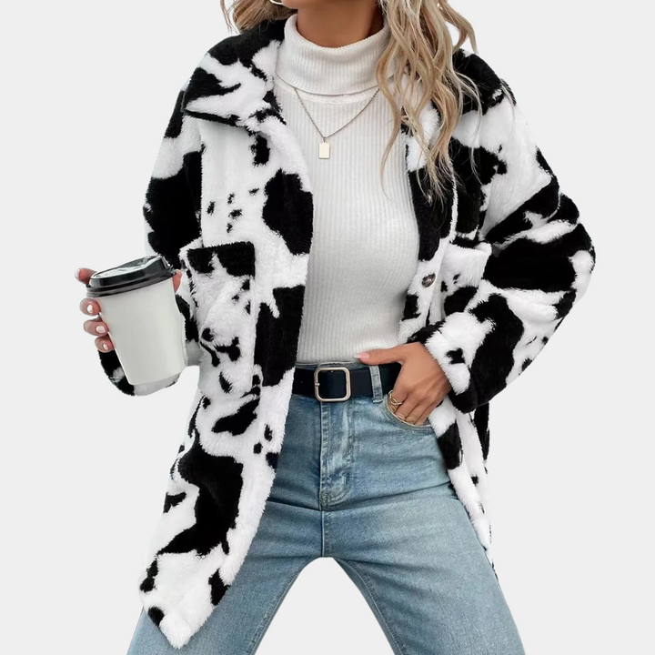 Stylish and comfortable AYLIN winter coat in an elegant feminine design