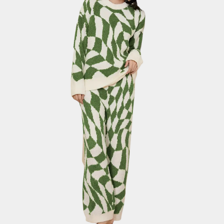 GISELE - Stylish and comfortable women's pyjamas for winter evenings