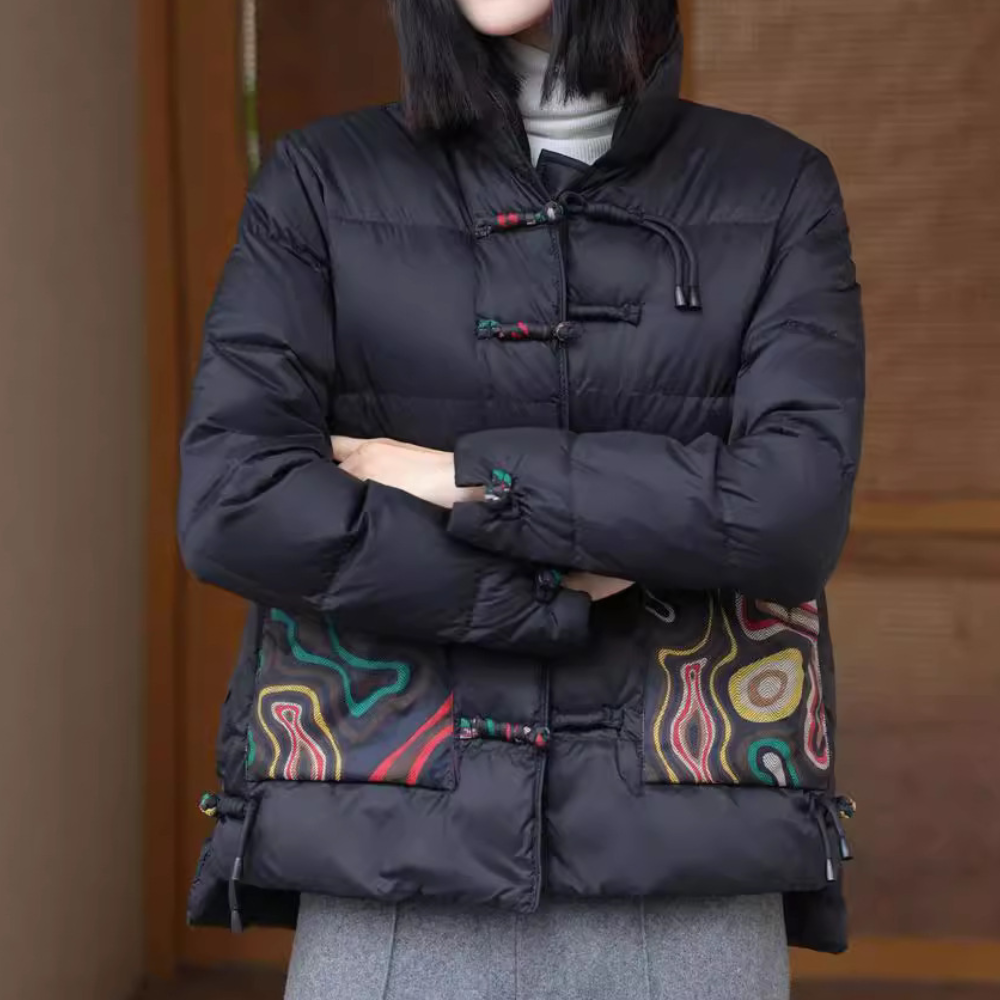 Stylish women's winter coat - the perfect combination of elegance and comfort