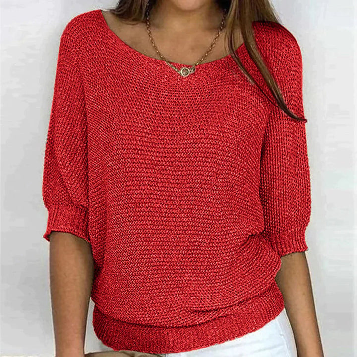 A stylish and comfortable GENEVIEVE blouse: the perfect choice for any occasion!