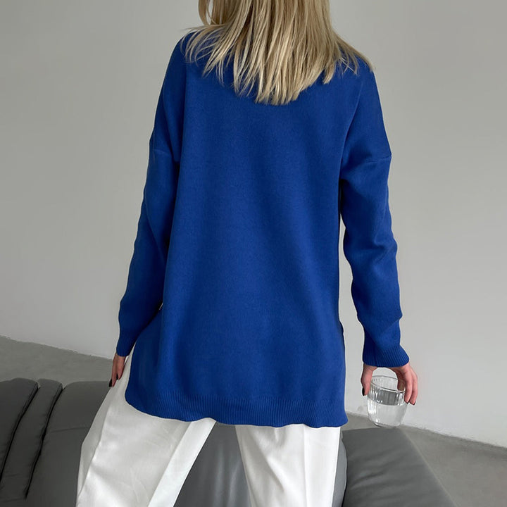 AALIYAH - Elegant Sweater with Denim Slit in Ultrachic Style
