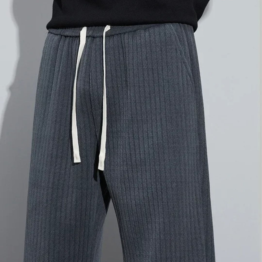 EERO - Elegant corduroy trousers for maximum comfort and style