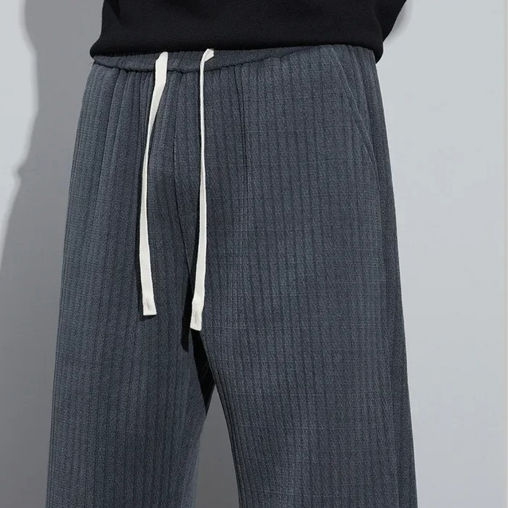 EERO - Elegant corduroy trousers for maximum comfort and style