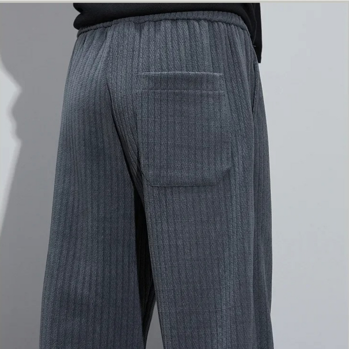 EERO - Elegant corduroy trousers for maximum comfort and style