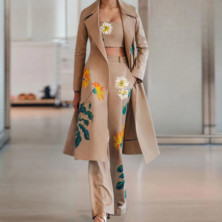 Savannah - Stylish and elegant three-piece set for women