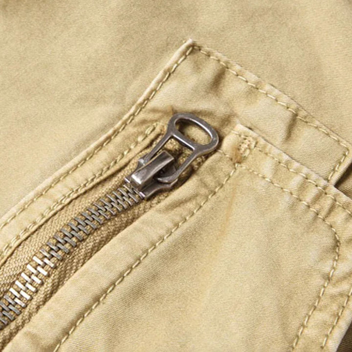 VANGUARD - Stylish and modern men's cargo trousers perfect for any occasion