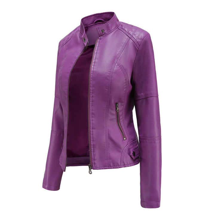 MILENA leather jacket: the perfect combination of elegance and style at your fingertips!
