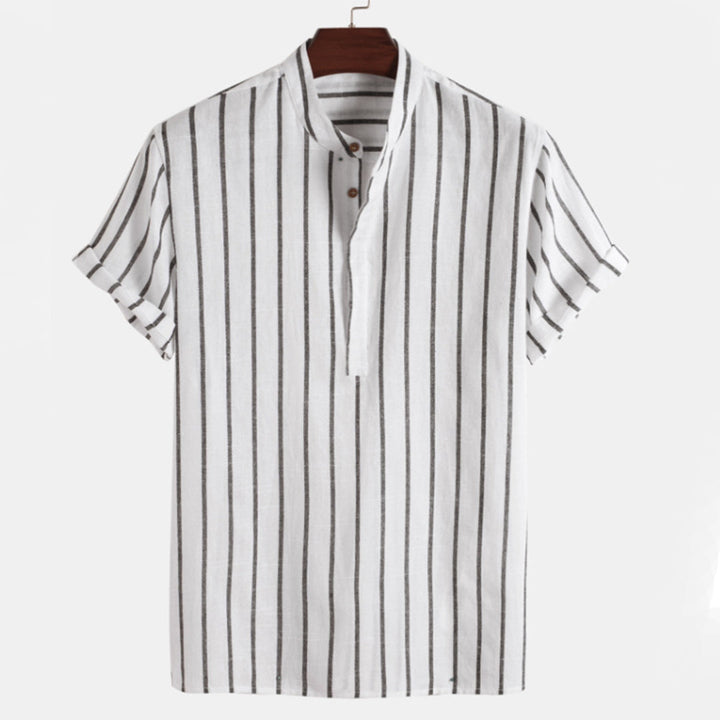 The stylish Johan shirt - the perfect choice for the sophisticated and fashionable!
