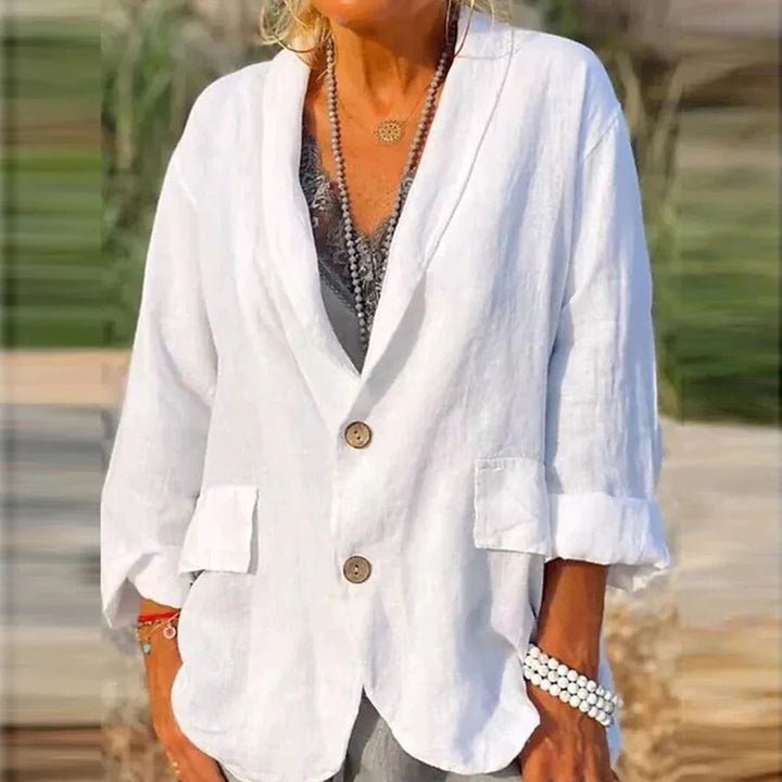 Stylish RAGNHILD women's coat - a must-have in every elegant wardrobe