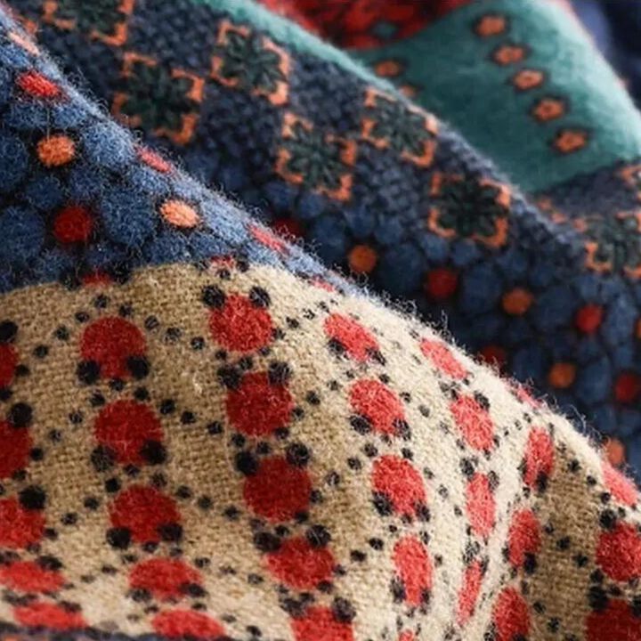 ALIKAE - A luxury women's jumper that delights with comfort and cosiness