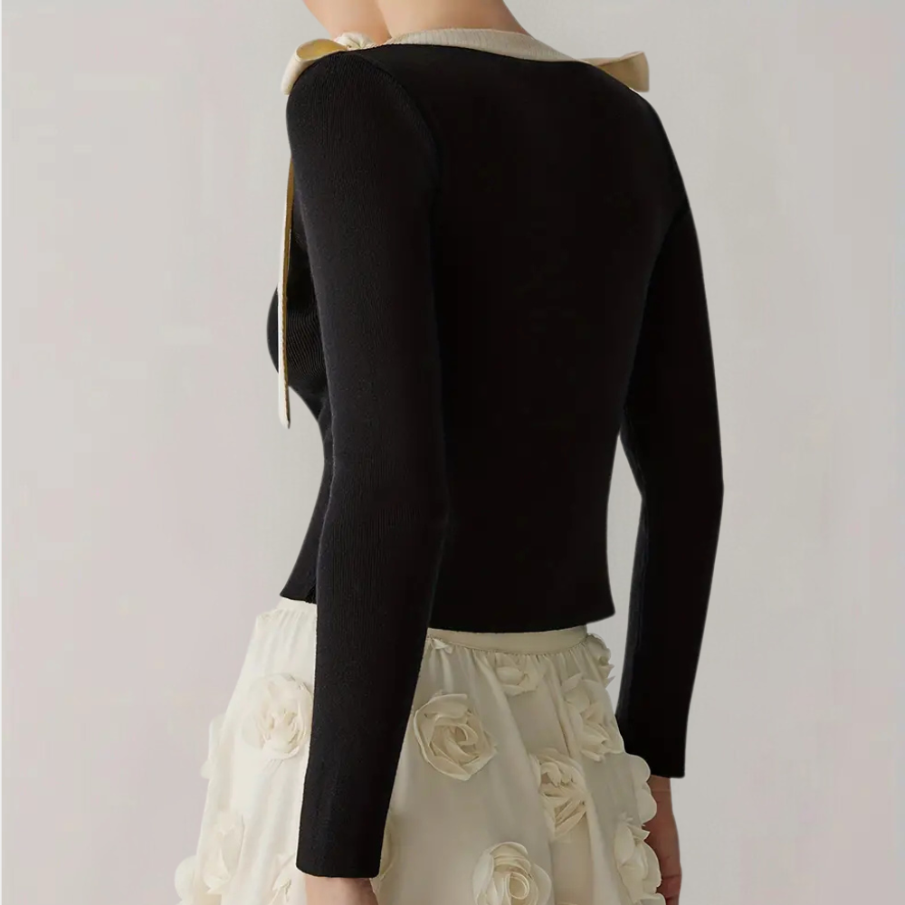 The stylish AMELIA women's jumper - the essence of classic elegance