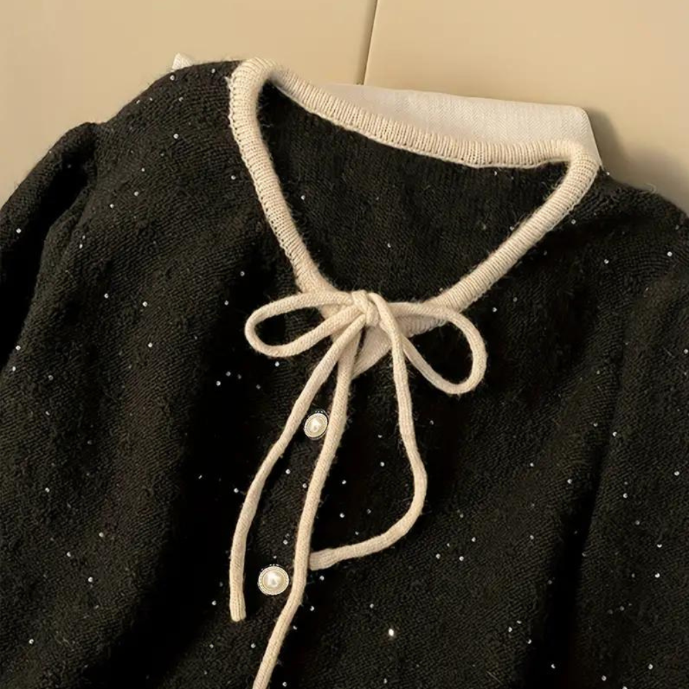 LAIA Stylish knitwear set for the modern elegant woman