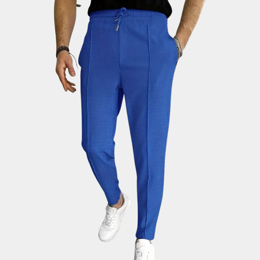 Fashionable men's joggers with adjustable waistband and practical drawstring