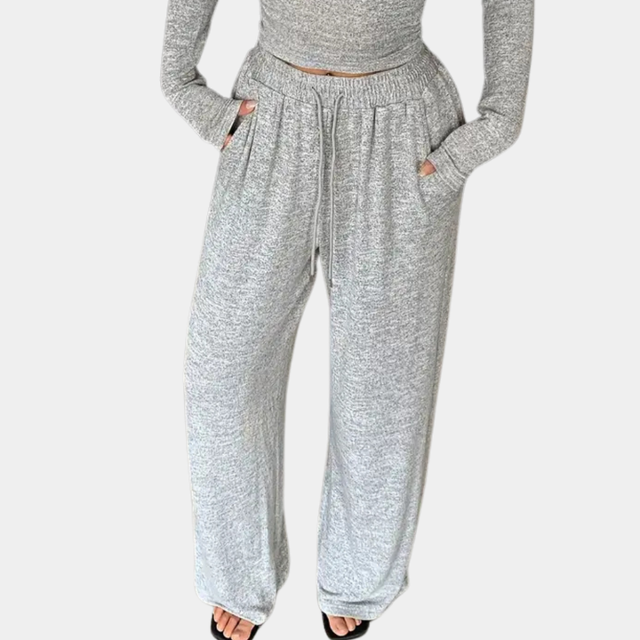Women's 2-piece set KENDIS - classic elegance in a unique edition!