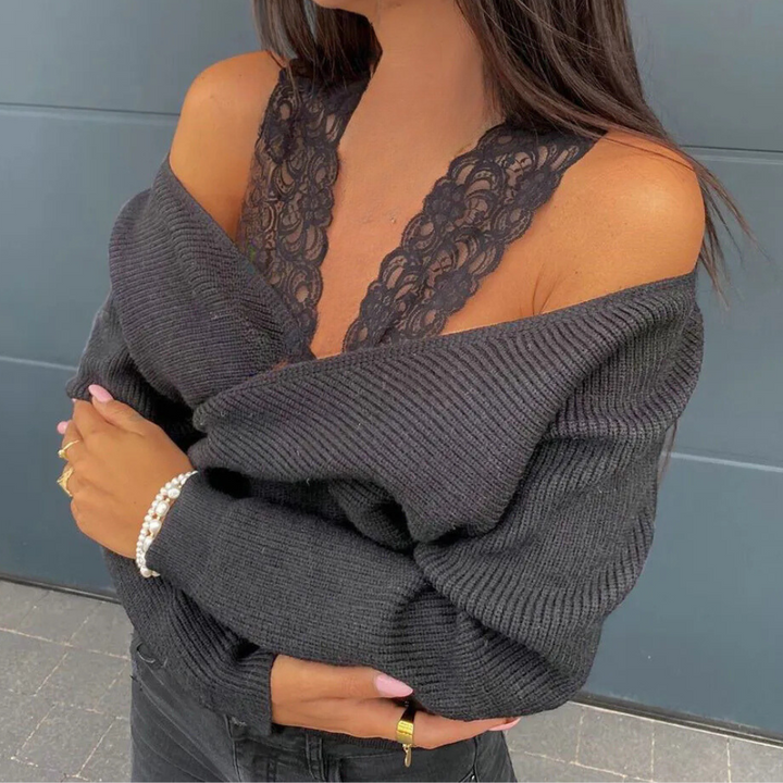 Stylish and modern DARCY women's jumper - the perfect choice for any occasion!