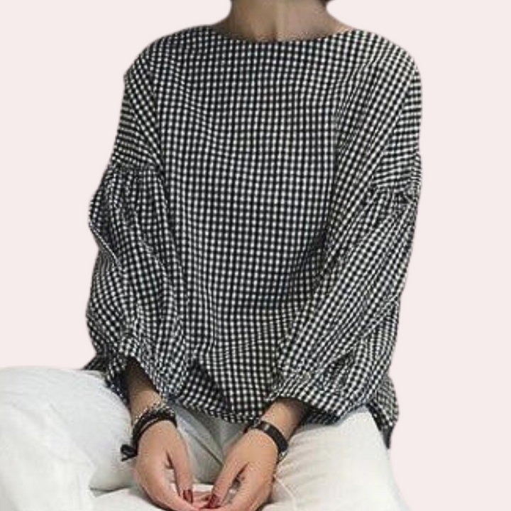 VANESSA - Elegant women's blouse of irresistible class
