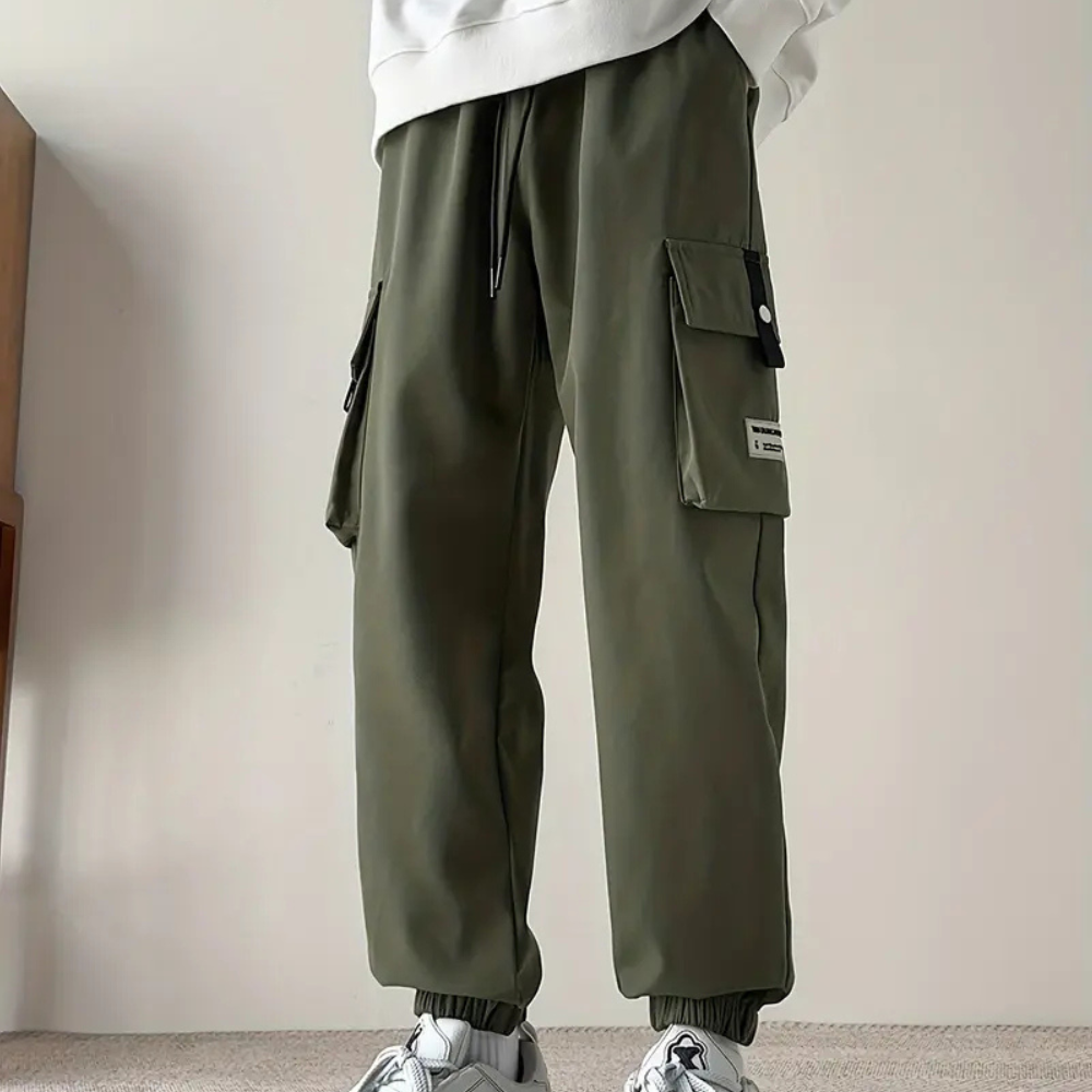 JEREMIAS - Elegant and comfortable joggers for the modern man