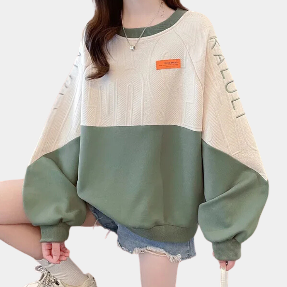 Elegant GISELA women's sweatshirt with a special touch