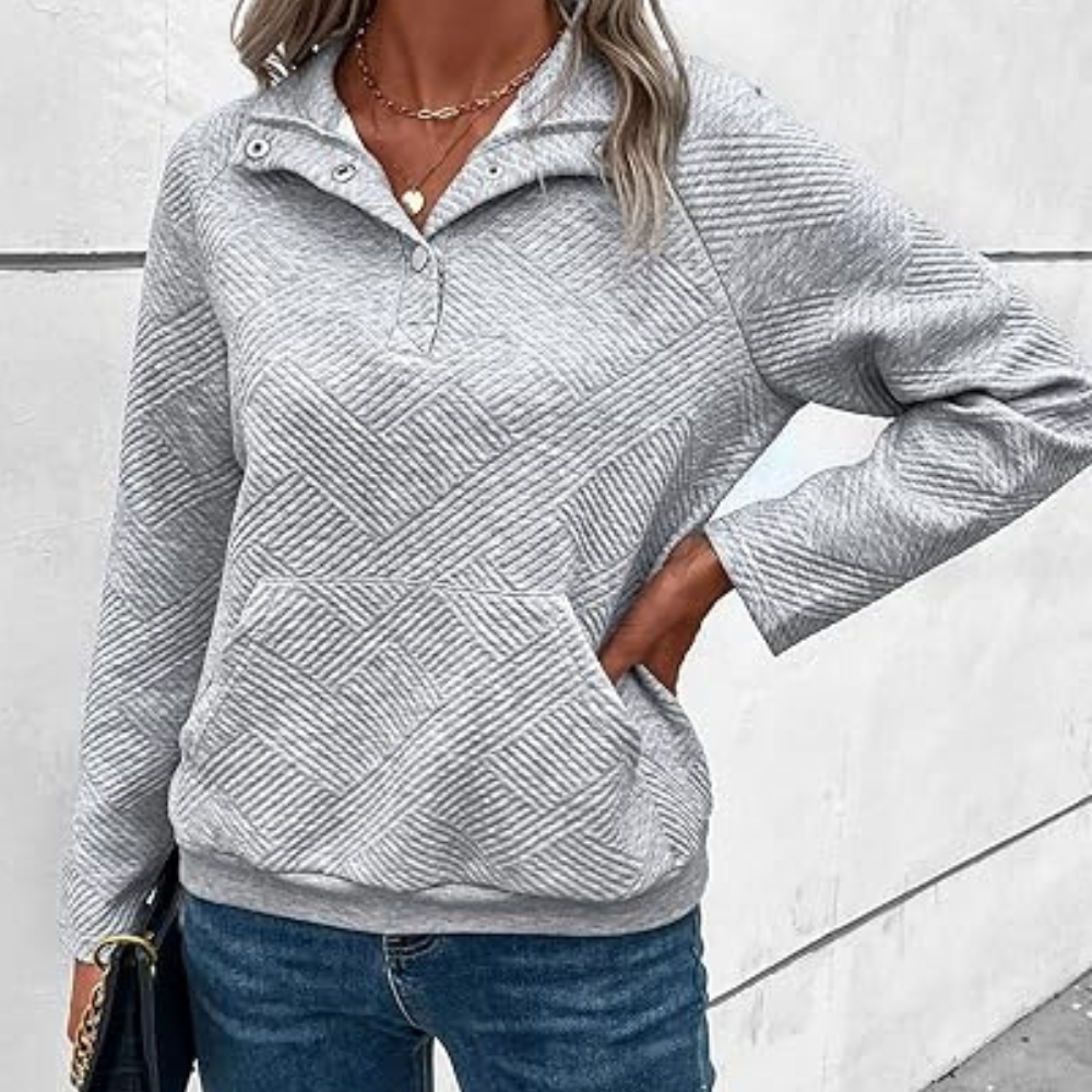 Stylish and comfortable Ester women's jumper - the perfect combination of fashion and casual!