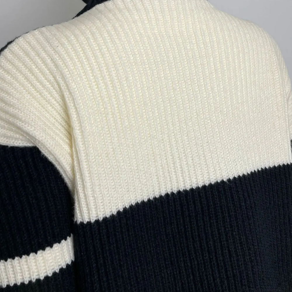 AURORE - Classic elegant women's jumper, a must-have in every wardrobe